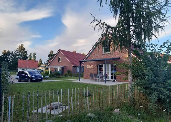 Nyaraló Alleenhuus Warin
